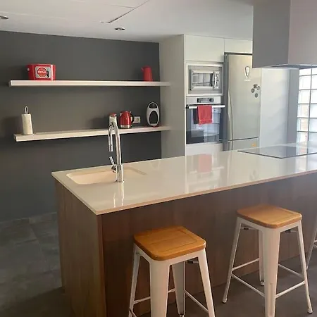 Chalet Con Piscina Cerca A Valencia 베테라