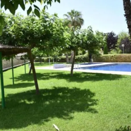 Chalet Con Piscina Cerca A Valencia * 베테라